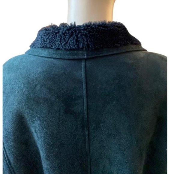 COAT, Suede Outer Layer, Wool Shearling Lining, Super Warm. Black. - Picture 10 of 11